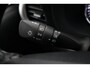 Toyota Hilux 2.4 D-4D Double Cab Professional | Trekhaak | Hardtop | Apple Carplay / Android Auto | Adaptive Cruise | Clima | Camera | Sperdifferentieel | Treeplanken | 17 inch | Bluetooth