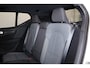 Volvo XC40 T4 Recharge Plus Dark - IntelliSafe Assist - Harman/Kardon audio - Parkeercamera achter - Verwarmde voorstoelen & stuur - Parkeersensoren voor & achter - Elektr. bedienb. voorstoelen met geheugen links - Draadloze tel. lader - Extra getint glas - 19' LMV