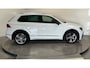 Volkswagen Tiguan 2.0 TSI 4Motion R-Line Business benzine automaat navigatie panoramadak trekhaak stoelverwarming parkeersensoren