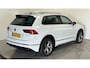 Volkswagen Tiguan 2.0 TSI 4Motion R-Line Business benzine automaat navigatie panoramadak trekhaak stoelverwarming parkeersensoren