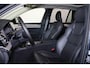 Volvo XC90 T8 Recharge AWD Ultra Dark - Luchtvering - Panorama/schuifdak - IntelliSafe Assist & Surround - 360º Camera - Bowers & Wilkins audio - Adaptieve LED koplampen - Verwarmde voorstoelen, stuur & achterbank - Parkeersensoren voor & achter - Elektr. bedienb. voorstoelen met geheugen - Geventileerde voorstoelen - Head up display - Draadloze tel. lader - Extra getint glas - Elektr. inklapbare trekhaak - 21' LMV