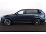 Volvo XC90 T8 Recharge AWD Ultra Dark - Luchtvering - Panorama/schuifdak - IntelliSafe Assist & Surround - 360º Camera - Bowers & Wilkins audio - Adaptieve LED koplampen - Verwarmde voorstoelen, stuur & achterbank - Parkeersensoren voor & achter - Elektr. bedienb. voorstoelen met geheugen - Geventileerde voorstoelen - Head up display - Draadloze tel. lader - Extra getint glas - Elektr. inklapbare trekhaak - 21' LMV