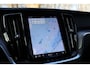 Volvo V60 2.0 B4 Core | Camera | Stoel + Stuurverwarming | Navi | Carplay |