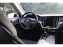 Volvo V60 2.0 B4 Core | Camera | Stoel + Stuurverwarming | Navi | Carplay |