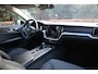 Volvo V60 2.0 B4 Core | Camera | Stoel + Stuurverwarming | Navi | Carplay |
