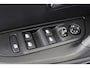 Peugeot e-2008 EV Allure Avantage 54 kWh Adaptieve Cruise Control Stoelverwarming Draadloze Telefoonlader