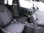 Opel Crossland 1.2 Turbo Edition Navigatie via app, lage km-stand! Winterpakket