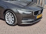 Volvo V90 2.0 T4 Momentum | Automaat | LED | Trekhaak | App-connect | Leder | Stuur & stoelverwarming | BLIS | Elek. stoelen | Elek. achterklep |