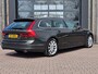 Volvo V90 2.0 T4 Momentum | Automaat | LED | Trekhaak | App-connect | Leder | Stuur & stoelverwarming | BLIS | Elek. stoelen | Elek. achterklep |