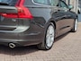Volvo V90 2.0 T4 Momentum | Automaat | LED | Trekhaak | App-connect | Leder | Stuur & stoelverwarming | BLIS | Elek. stoelen | Elek. achterklep |
