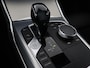 BMW 3-Serie 320i M Sport | Head-Up | Stoelverwarming | Leder/Alcantara | Carplay | Live Cockpit | Keyless | Sportstoelen | Climate control