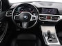 BMW 3-Serie 320i M Sport | Head-Up | Stoelverwarming | Leder/Alcantara | Carplay | Live Cockpit | Keyless | Sportstoelen | Climate control