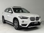 BMW X1 sDrive20i High Executive | Trekhaak | Leder | Panoramadak | Achteruitrijcamera |