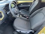 Toyota Aygo X 1.0 VVT-i MT Pulse | Keyless entry | Navigatie | Licht metalen velgen | Automatische airco | Draadloze telefoonlader |