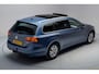 Volkswagen Passat 1.6 TDI Connected series [Pano Trekhaak Led Elekt.stoel]