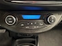 Toyota Yaris 1.5 Hybrid Design | Navigatiesysteem | Climate Control | Camera Achter | Regensensor | Cruise Control | 15” Lichtmetalen Velgen | Bluetooth telefoonvoorbereiding