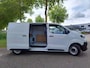 Citroën Jumpy L2 2.0 BlueHDI 145pk | BPM vrij | NAVI | Multimedia | Apple Carplay | Android Auto | Digital cockpit | Achteruitrijcamera | Parkeersensoren achter | Digital cockpit | Stuurwielbediening | Elektrisch inklapbare spiegels | Mistlampen | Bestuurdersstoel comfort met armsteun | Bank voorpassagiers | Reservewiel