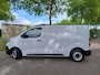 Citroën Jumpy L2 2.0 BlueHDI 145pk | BPM vrij | NAVI | Multimedia | Apple Carplay | Android Auto | Digital cockpit | Achteruitrijcamera | Parkeersensoren achter | Digital cockpit | Stuurwielbediening | Elektrisch inklapbare spiegels | Mistlampen | Bestuurdersstoel comfort met armsteun | Bank voorpassagiers | Reservewiel