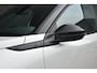 Peugeot e-2008 EV GT Pack 50 kWh 3 Fase 88% SOH | Alcantara | Stoelverwarming | Sfeerverlichting | 18"LMV | Climate Control | Navigatie | !!