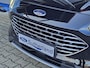 Ford Kuga 2.5 PHEV Titanium 225 pk | Winterpack | Head up display | PDC v + a | Lane assist | All-seasons banden