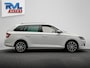 Skoda Fabia Combi 1.2 TSI Ambition Businessline Pro | Origineel NL | Trekhaak Panoramadak Camera Carplay Cruise Climate Control