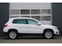 Volkswagen Tiguan 1.4 TSI Sport&Style Cruise/Camera/Panodak/Stoelverwarming/Bi-Xenon/Keyless/PDC/Navi/Alcantara/LED/17"LM/Trekhaak