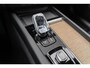 Volvo XC60 T8 Plug-in Hybrid AWD Plus Dark | Google | Long Range | 360 Camera | Stuurverwarming | Adaptieve Cruise Control | Harman Kardon Audio | Elek. Stoelen | Zitverlenging | Keyless Entry | DAB | Dodehoekdetectie | Stoelverwarming Voor + Achter | Getint Glas | Elektrische Achterklep | Apple Carplay | Android Auto | 19" LM