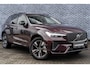 Volvo XC60 T8 Plug-in Hybrid AWD Plus Dark | Google | Long Range | 360 Camera | Stuurverwarming | Adaptieve Cruise Control | Harman Kardon Audio | Elek. Stoelen | Zitverlenging | Keyless Entry | DAB | Dodehoekdetectie | Stoelverwarming Voor + Achter | Getint Glas | Elektrische Achterklep | Apple Carplay | Android Auto | 19" LM