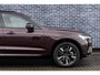 Volvo XC60 T8 Plug-in Hybrid AWD Plus Dark | Google | Long Range | 360 Camera | Stuurverwarming | Adaptieve Cruise Control | Harman Kardon Audio | Elek. Stoelen | Zitverlenging | Keyless Entry | DAB | Dodehoekdetectie | Stoelverwarming Voor + Achter | Getint Glas | Elektrische Achterklep | Apple Carplay | Android Auto | 19" LM