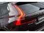 Volvo XC60 T8 Plug-in Hybrid AWD Plus Dark | Google | Long Range | 360 Camera | Stuurverwarming | Adaptieve Cruise Control | Harman Kardon Audio | Elek. Stoelen | Zitverlenging | Keyless Entry | DAB | Dodehoekdetectie | Stoelverwarming Voor + Achter | Getint Glas | Elektrische Achterklep | Apple Carplay | Android Auto | 19" LM