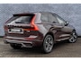 Volvo XC60 T8 Plug-in Hybrid AWD Plus Dark | Google | Long Range | 360 Camera | Stuurverwarming | Adaptieve Cruise Control | Harman Kardon Audio | Elek. Stoelen | Zitverlenging | Keyless Entry | DAB | Dodehoekdetectie | Stoelverwarming Voor + Achter | Getint Glas | Elektrische Achterklep | Apple Carplay | Android Auto | 19" LM