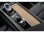 Volvo XC60 T8 Plug-in Hybrid AWD Plus Dark | Google | Long Range | 360 Camera | Stuurverwarming | Adaptieve Cruise Control | Harman Kardon Audio | Elek. Stoelen | Zitverlenging | Keyless Entry | DAB | Dodehoekdetectie | Stoelverwarming Voor + Achter | Getint Glas | Elektrische Achterklep | Apple Carplay | Android Auto | 19" LM