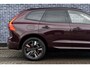 Volvo XC60 T8 Plug-in Hybrid AWD Plus Dark | Google | Long Range | 360 Camera | Stuurverwarming | Adaptieve Cruise Control | Harman Kardon Audio | Elek. Stoelen | Zitverlenging | Keyless Entry | DAB | Dodehoekdetectie | Stoelverwarming Voor + Achter | Getint Glas | Elektrische Achterklep | Apple Carplay | Android Auto | 19" LM