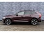Volvo XC60 T8 Plug-in Hybrid AWD Plus Dark | Google | Long Range | 360 Camera | Stuurverwarming | Adaptieve Cruise Control | Harman Kardon Audio | Elek. Stoelen | Zitverlenging | Keyless Entry | DAB | Dodehoekdetectie | Stoelverwarming Voor + Achter | Getint Glas | Elektrische Achterklep | Apple Carplay | Android Auto | 19" LM