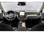Volvo XC60 T8 Plug-in Hybrid AWD Plus Dark | Google | Long Range | 360 Camera | Stuurverwarming | Adaptieve Cruise Control | Harman Kardon Audio | Elek. Stoelen | Zitverlenging | Keyless Entry | DAB | Dodehoekdetectie | Stoelverwarming Voor + Achter | Getint Glas | Elektrische Achterklep | Apple Carplay | Android Auto | 19" LM