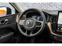 Volvo XC60 T8 Plug-in Hybrid AWD Plus Dark | Google | Long Range | 360 Camera | Stuurverwarming | Adaptieve Cruise Control | Harman Kardon Audio | Elek. Stoelen | Zitverlenging | Keyless Entry | DAB | Dodehoekdetectie | Stoelverwarming Voor + Achter | Getint Glas | Elektrische Achterklep | Apple Carplay | Android Auto | 19" LM
