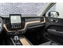Volvo XC60 T8 Plug-in Hybrid AWD Plus Dark | Google | Long Range | 360 Camera | Stuurverwarming | Adaptieve Cruise Control | Harman Kardon Audio | Elek. Stoelen | Zitverlenging | Keyless Entry | DAB | Dodehoekdetectie | Stoelverwarming Voor + Achter | Getint Glas | Elektrische Achterklep | Apple Carplay | Android Auto | 19" LM