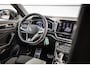 Volkswagen T-Roc 1.5 TSI 150pk DSG R-Line | Adaptive Cruise | Trekhaak Afneembaar | Voorstoelen Verwarmd