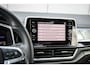 Volkswagen T-Roc 1.5 TSI 150pk DSG R-Line | Adaptive Cruise | Trekhaak Afneembaar | Voorstoelen Verwarmd