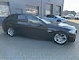 BMW 5-Serie met nieuwe APK! Trekhaak, PDC, airco, navigatie, cruise control, met M-pakket