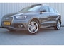 Audi Q3 1.4 TFSI S-line Sport Edition | Incl. 12 maanden garantie | Cruise control | Schuif/kantel dak | Climate control | Navigatie | Parkeersensoren |