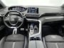 Peugeot 3008 1.2 PureTech GT Line | Automaat | Navigatie | Virtual cockpit | Stoel verwarming | Half leder | Camera | Climate control | Apple carplay | Cruise control | Focal