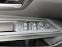Peugeot 3008 1.2 PureTech GT Line | Automaat | Navigatie | Virtual cockpit | Stoel verwarming | Half leder | Camera | Climate control | Apple carplay | Cruise control | Focal