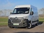 Renault Master T35 2.3 dCi 135 L2H2 airco, navi, pdc, trekhaak, inrichting