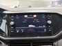 Volkswagen T-Cross 1.0 TSI Comfortline 116 PK | Automaat | R-Line Exterieur | Apple Carplay | Dodehoeksensoren | Stoelverwarming | Parkeersensoren | Adaptive Cruise Control | Digital Cockpit Pro | Navigatie | Rijstrookhulp | DAB Radio | Lichtmetalen Velgen | Getinte Ruiten | Bluetooth | Airco | Verlichting Automatisch |