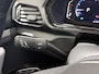 Volkswagen T-Cross 1.0 TSI Comfortline 116 PK | Automaat | R-Line Exterieur | Apple Carplay | Dodehoeksensoren | Stoelverwarming | Parkeersensoren | Adaptive Cruise Control | Digital Cockpit Pro | Navigatie | Rijstrookhulp | DAB Radio | Lichtmetalen Velgen | Getinte Ruiten | Bluetooth | Airco | Verlichting Automatisch |