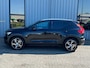 Volvo XC40 2.0 B4 Business Pro - Adaptive Cruisecontrole - Stoelverwarming - Stuurverwarming - Trekhaak wegklapbaar - 19''Lichtmetaal