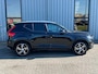 Volvo XC40 2.0 B4 Business Pro - Adaptive Cruisecontrole - Stoelverwarming - Stuurverwarming - Trekhaak wegklapbaar - 19''Lichtmetaal