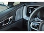 Volvo XC60 T8 390 PK Plug-in hybrid AWD R-Design | Luchtvering | Bowers & Wilkins | Head-up display