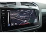 Volkswagen Tiguan 1.4 TSI eHybrid | HUD | IQ Light | Keyless | Stoel- Stuurverw. | Adapt. Cruise | 360cam | Apple CarPlay